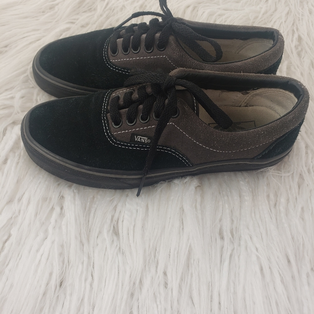 Vans Size 8 - Picture 4 of 7